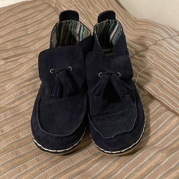 Rocket Dog Shoes - 4 for $20! Bundle 4 items w/ this title and offer $20! Rocket dog moccasins